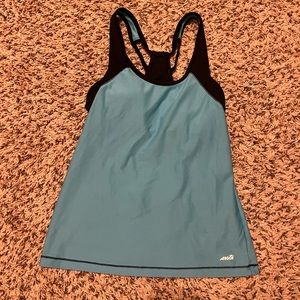 Athletic tank top